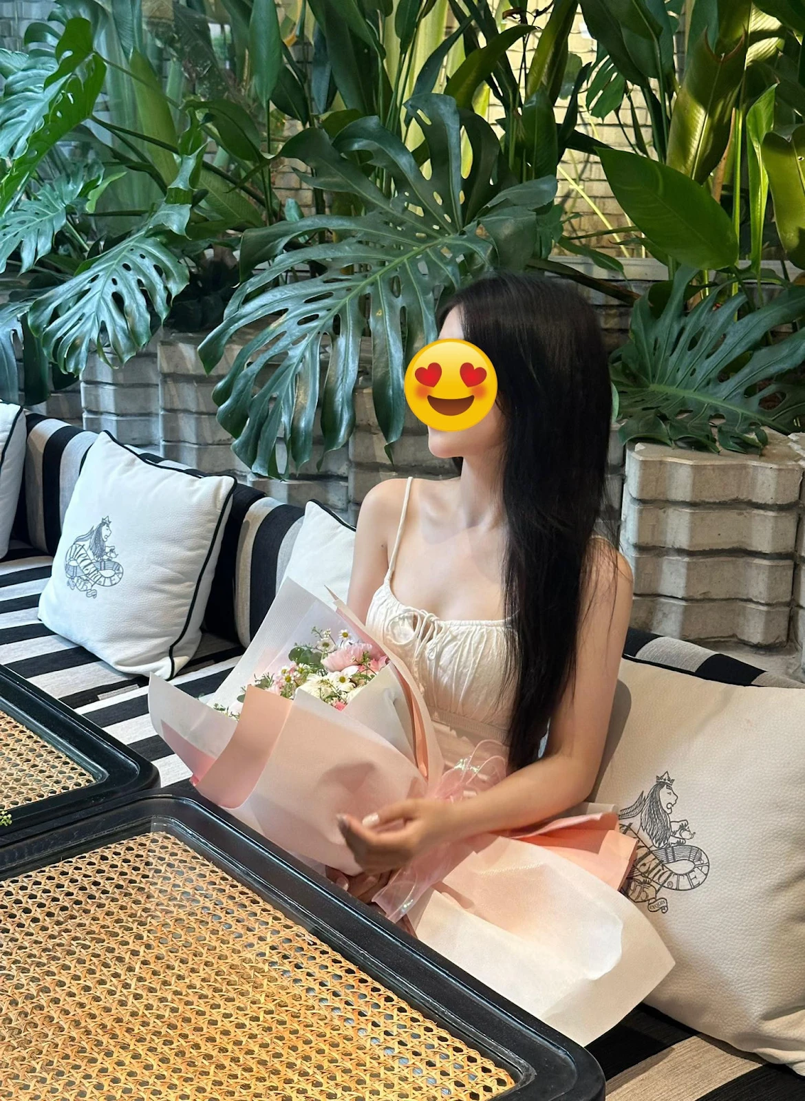 Lê Tuấn Khang trượt tay ảnh bạn gái, CĐM truy tìm, lộ visual ăn đứt hoa hậu - Hình 3