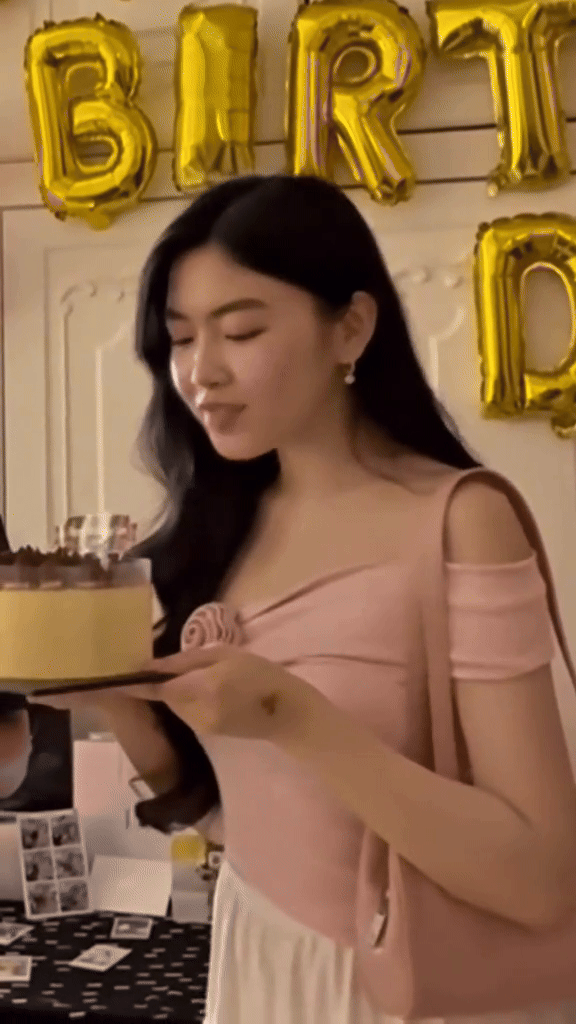 Lọ Lem tái xuất, mặt mộc mới dậy hút triệu view, gửi chiến thư tới Nàng Mơ? - Hình 1