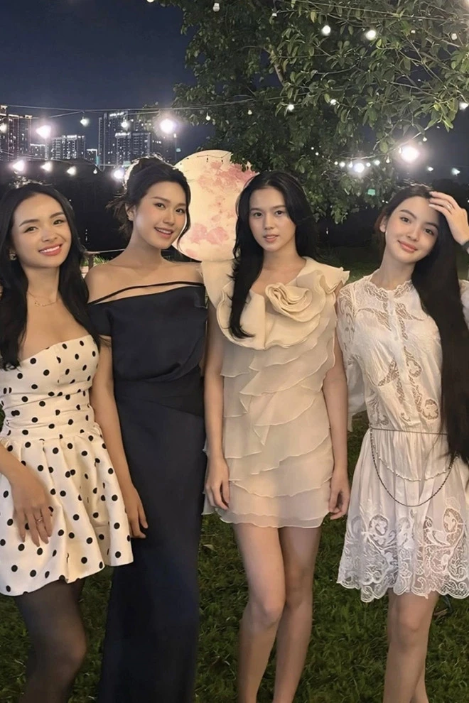 Sinh nhật quý tử Văn Hậu: Ông nội hiếm hoi lộ diện, bơ cháu vì con Quang Hải? - Hình 5