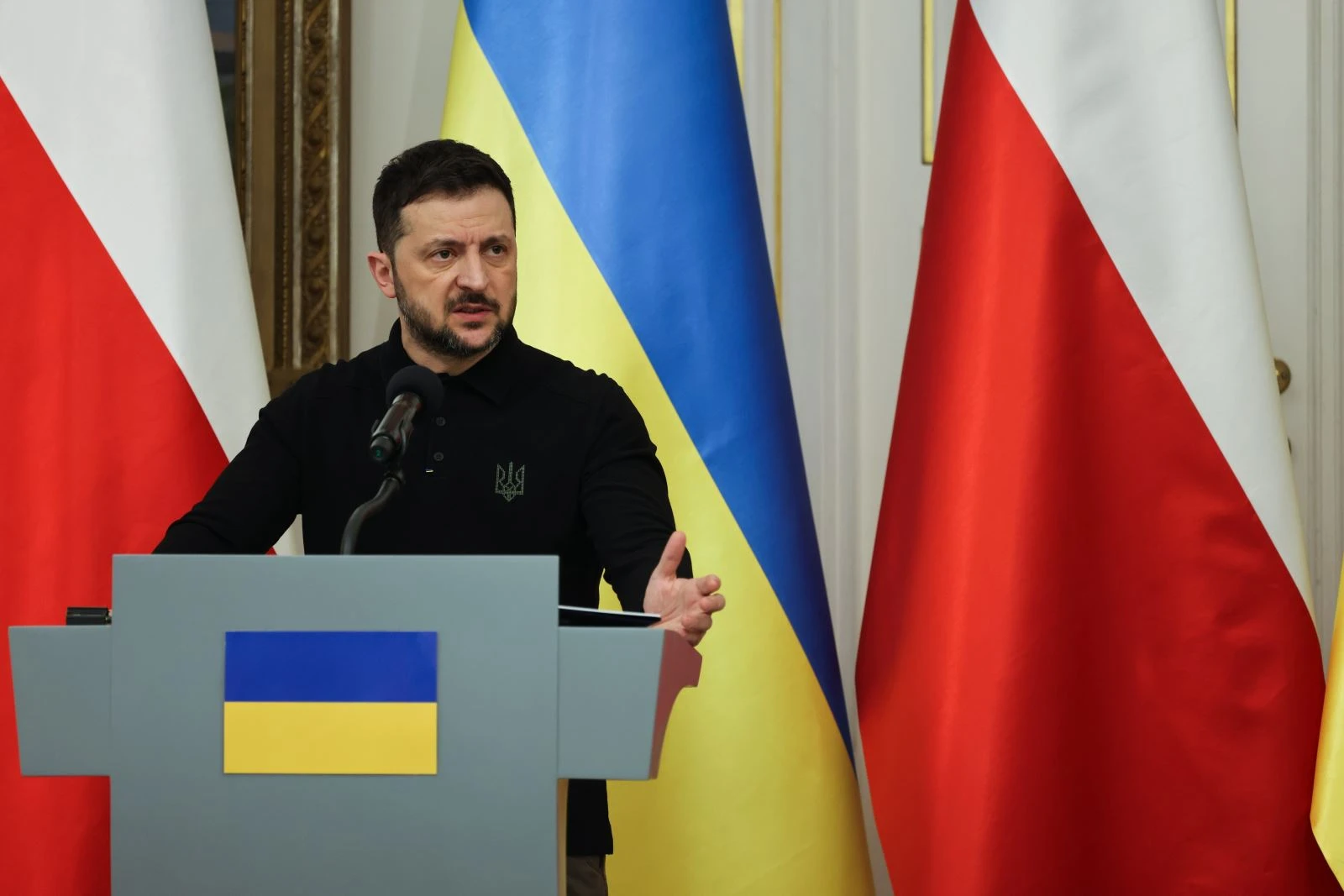 Tổng thống Trump tiết lộ lằn ranh đỏ trong nỗ lực thúc đẩy hòa bình ở Ukraine - Hình 2