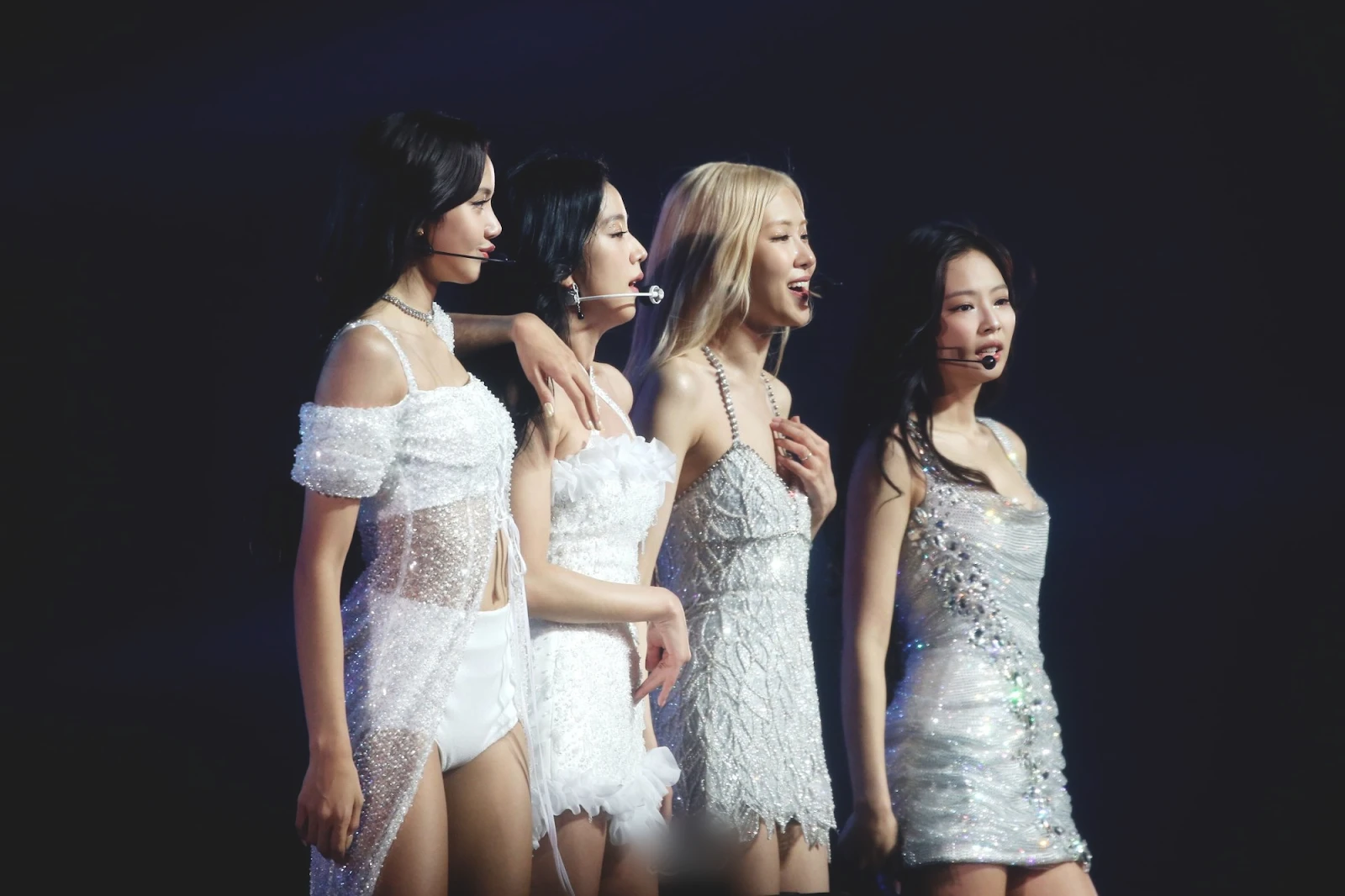 1 thành viên lộ bí mật ngày BLACKPINK tái hợp, còn yêu cầu fan kiên nhẫn chờ - Hình 5