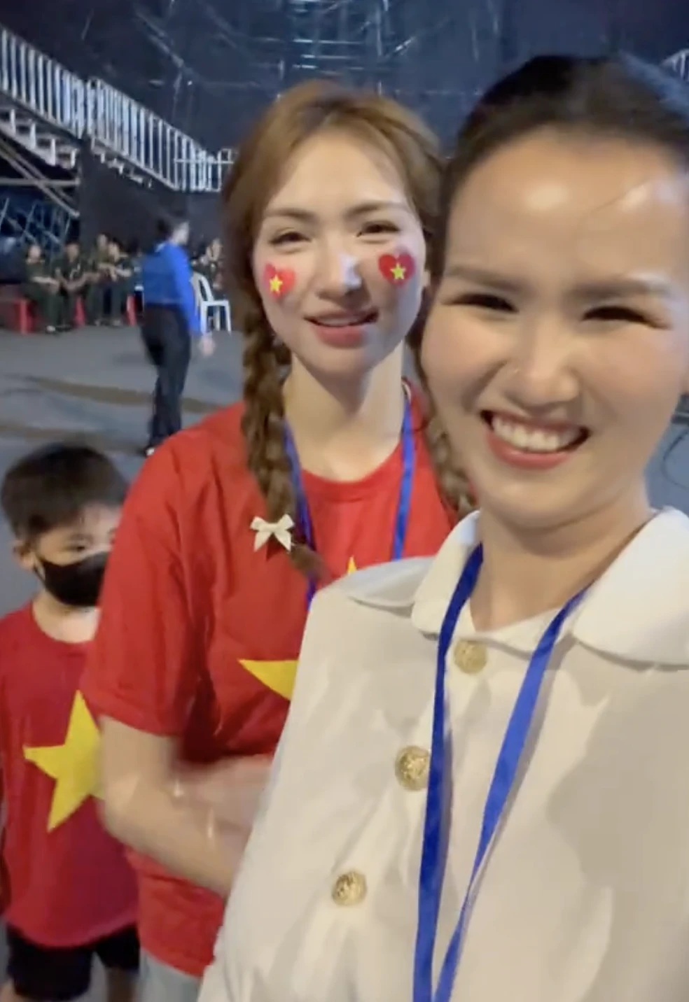 Hoà Minzy xía vô chuyện của Võ Hạ Trâm và Duyên Quỳnh, nói câu sốc - Hình 2