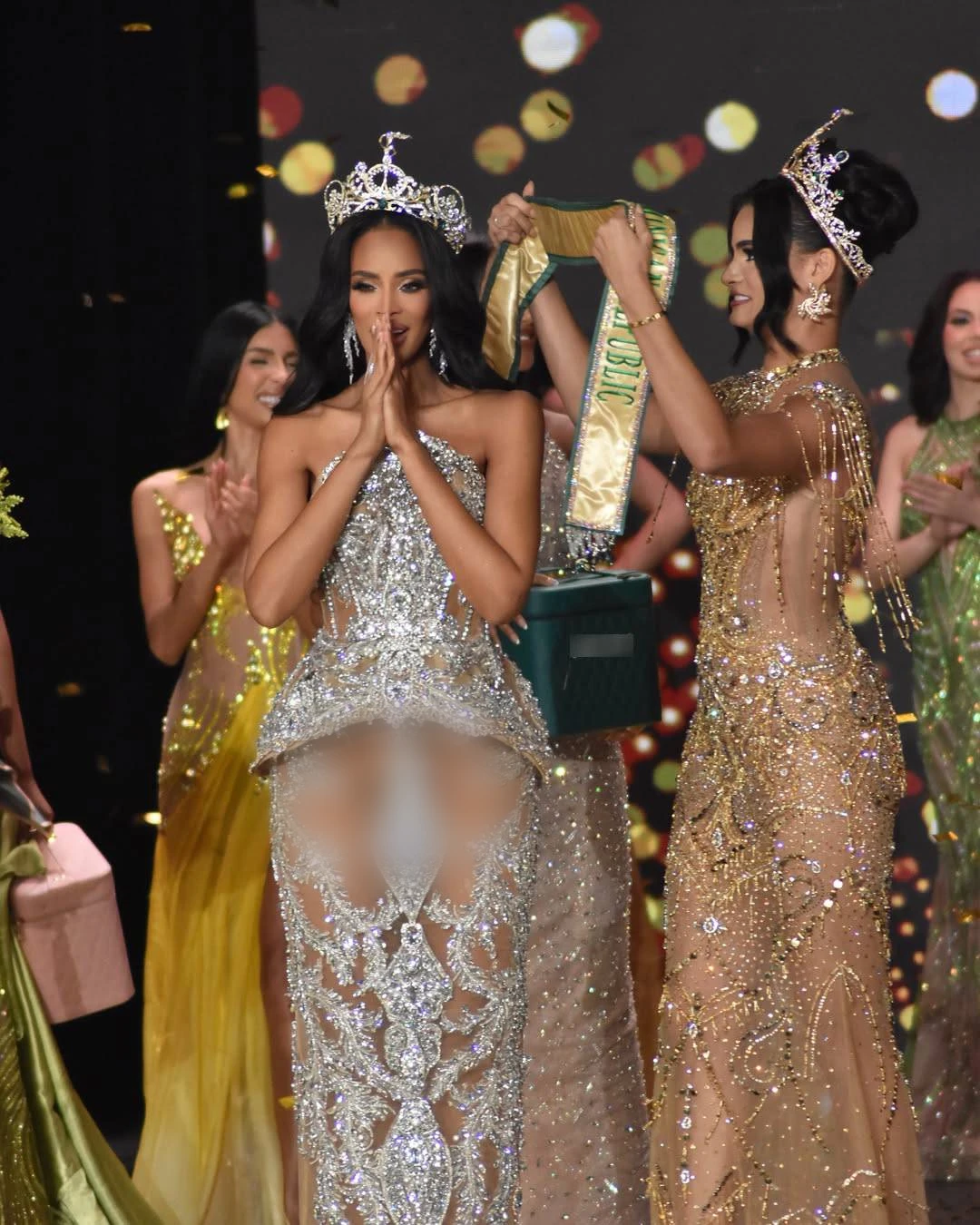 Miss Grand vừa đăng quang đã dính thị phi, ông Nawat loại từ vòng gửi xe? - Hình 1