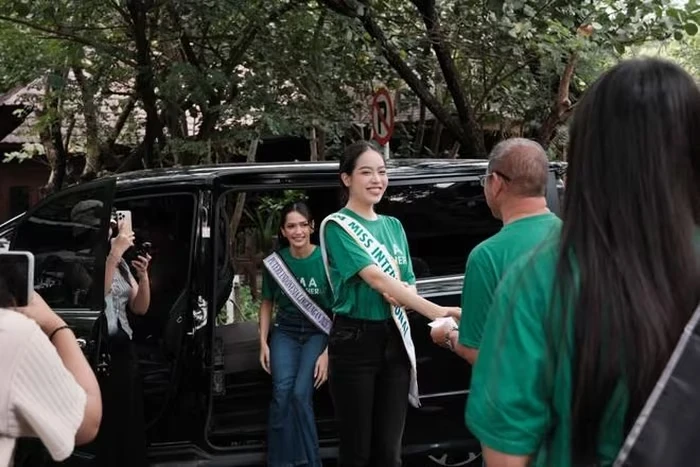Thanh Thủy lao xuống nước, làm việc nịn fan Indonesia hậu nhập viện - Hình 6