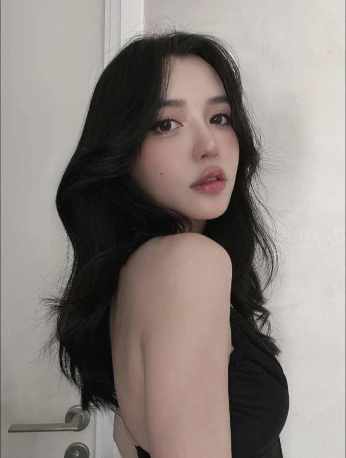 Em xinh say hi tranh cãi vì thí sinh quá lứa, Miu Lê - Phương Mỹ Chi tạo drama - Hình 4