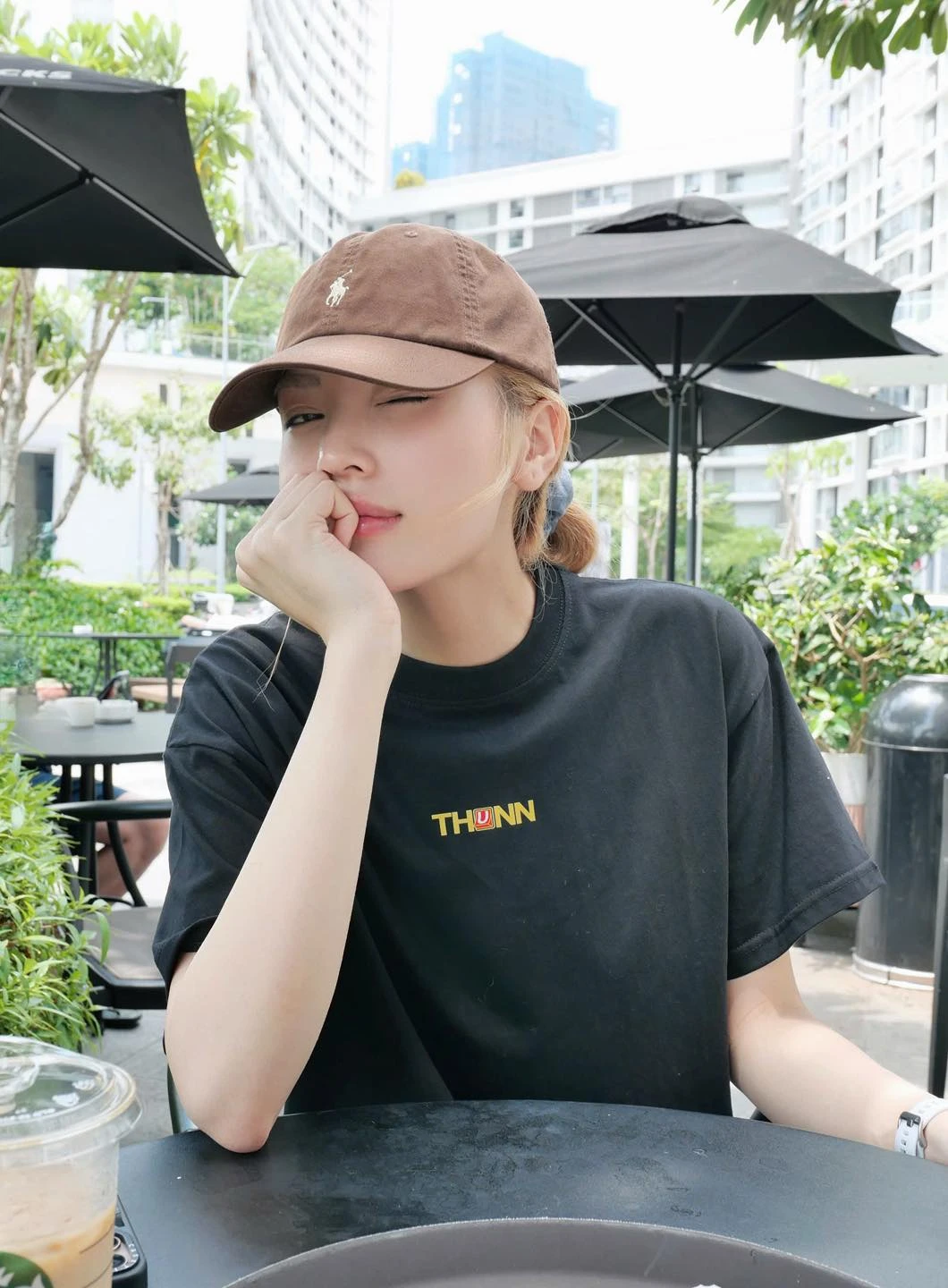 Kỳ Duyên lộ diện khác lạ giữa drama với Minh Triệu, thái độ thách thức tình cũ? - Hình 4