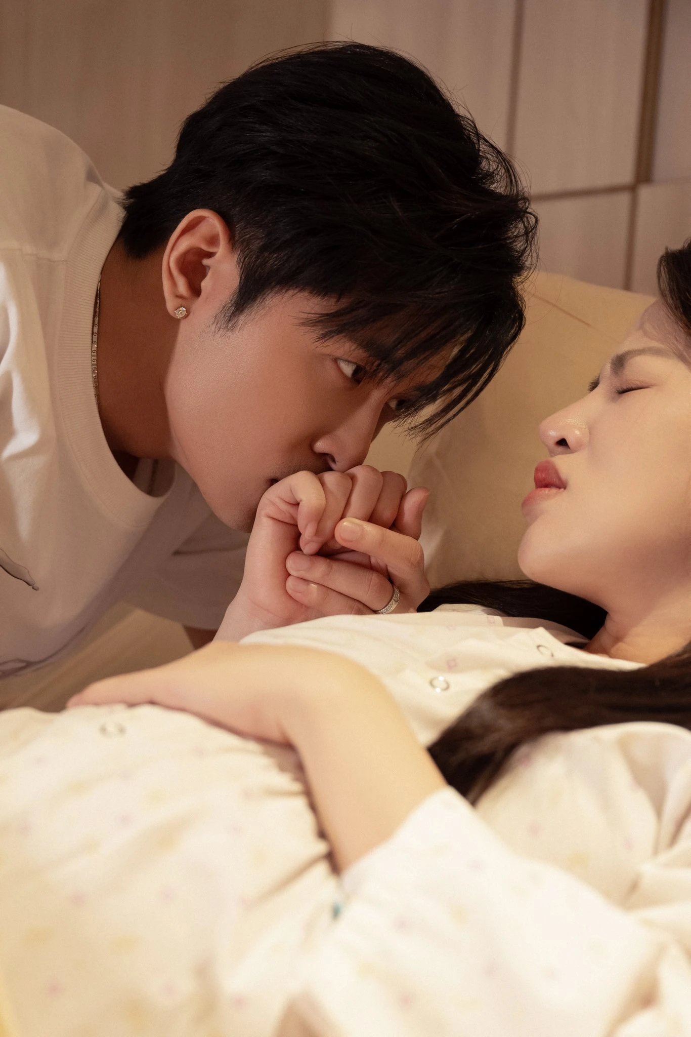 Puka lên tiếng làm rõ sự thật bức ảnh gây tranh cãi dàn dựng quá đà khi sinh con đầu lòng - Hình 2