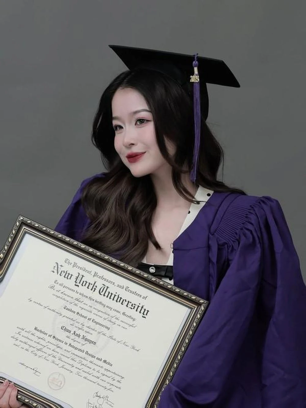 Rich kid Chao thắng Jenny Huỳnh 1-0, khéo léo khoe 2 thứ đắt giá - Hình 1