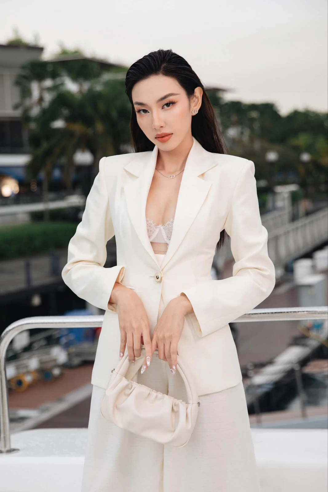 Thuỳ Tiên lộ tung tích mới nhất, bật đèn xanh trên MXH nghi tìm đường tái xuất - Hình 5