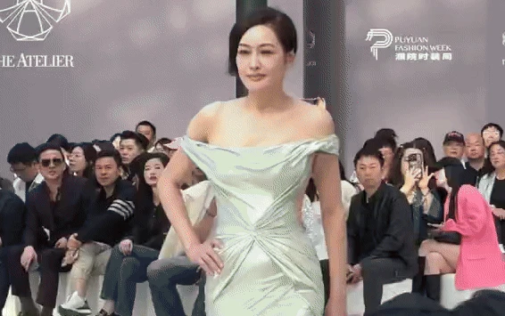 Biểu tượng sexy nhất showbiz ăn trọn cú lừa nghìn tỷ từ gã trai tồi, cuộc sống thế nào hậu tán gia bại sản? - Hình 9