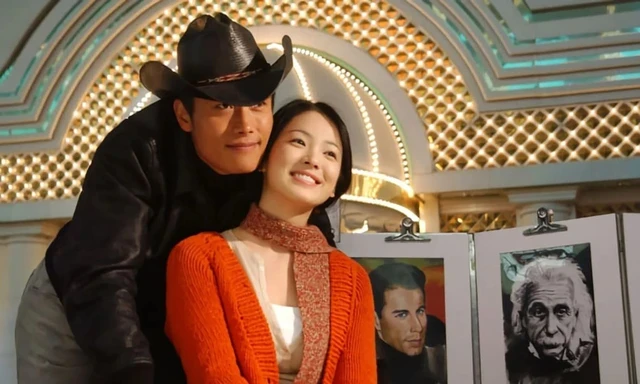 Lee Byung-hun bị tung ảnh quá khứ sốc ở Baeksang, hướng nội hết đời còn lại - Hình 5