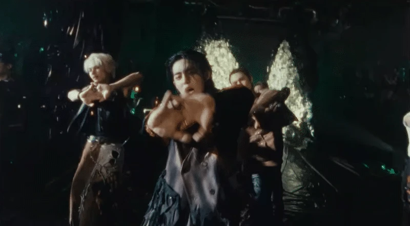 Bài hát hot nhất Kpop hiện tại: Đưa hoàng kim boygroup trở lại, cứ alo alo gây ám ảnh - Hình 2