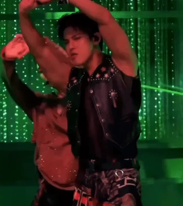 Bài hát hot nhất Kpop hiện tại: Đưa hoàng kim boygroup trở lại, cứ alo alo gây ám ảnh - Hình 6