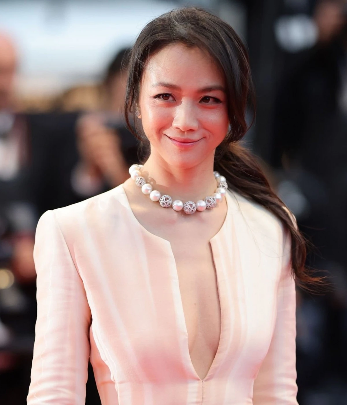 Căng: 1 đại hoa đán b.ị t.ố tác động vật lý trợ lý ở Cannes, triệu người réo tên Thư Kỳ - Phạm Băng Băng - Hình 6