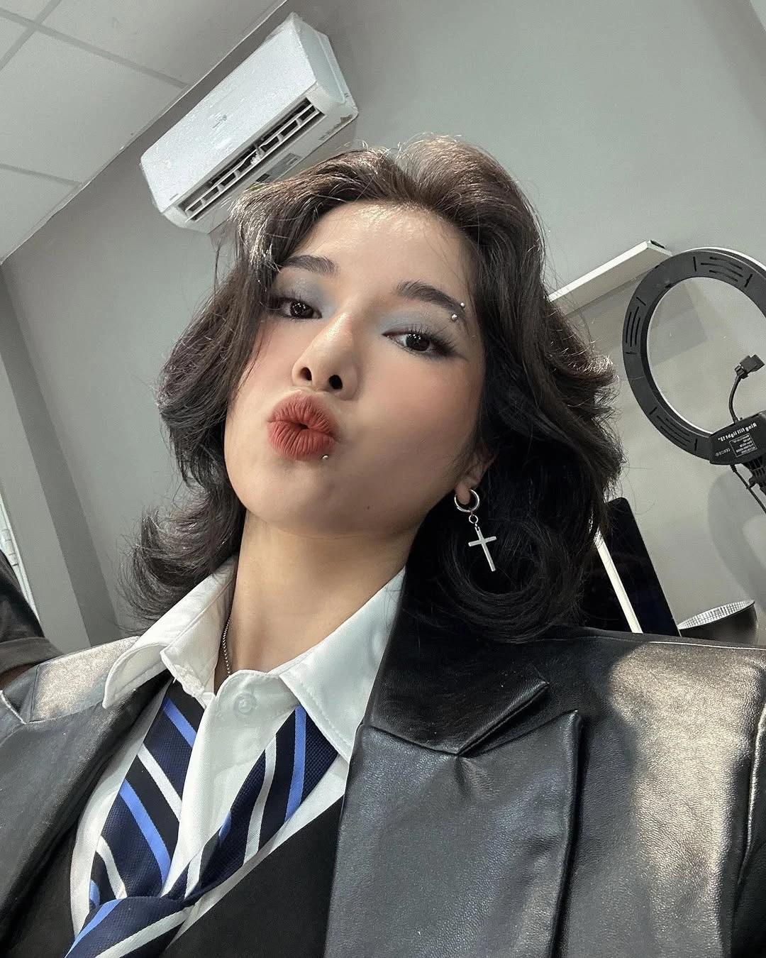 Lyhan gây choáng truyền hình nữ tổng tài TikTok 1,7 triệu fans còn đỉnh hơn clip - Hình 6