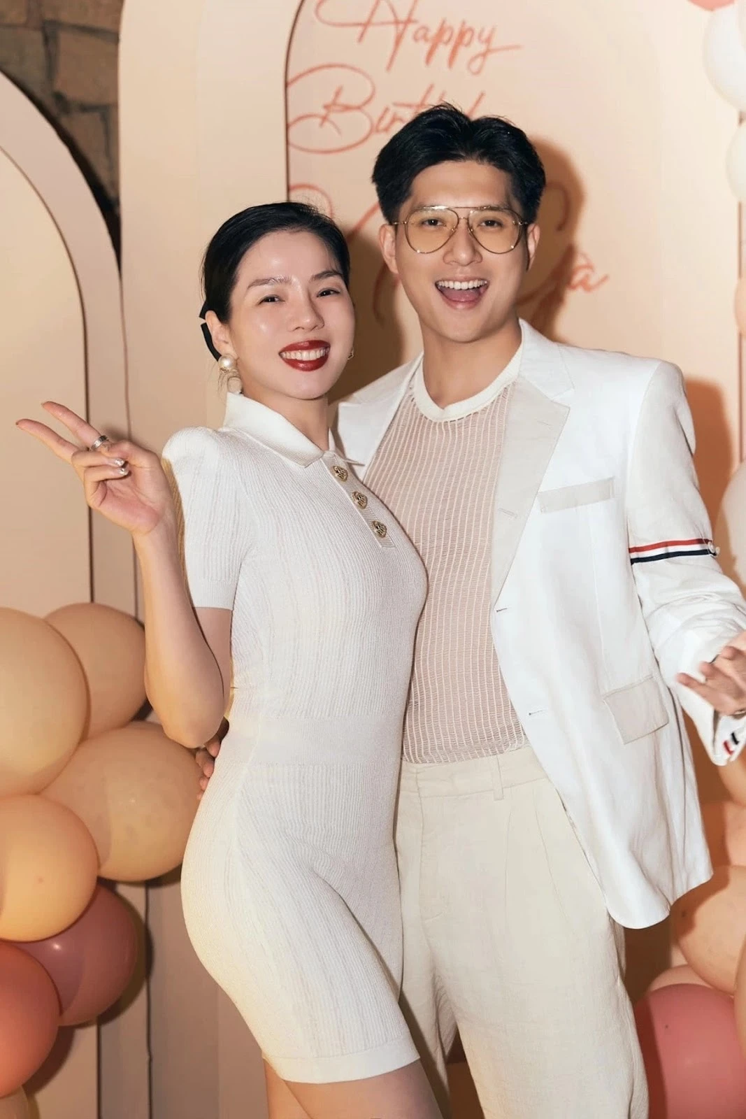 Rộ ảnh Lệ Quyên và tình trẻ kém 12 tuổi đi mua kim cương, sắp kết hôn? - Hình 5