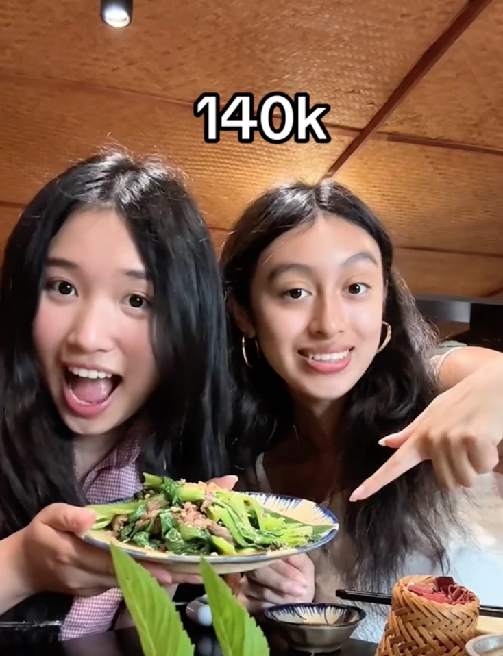 Youtuber Jenny Huỳnh về nước review Cơm Quê Dượng Bầu, ẩn ý chê 1 điều? - Hình 6