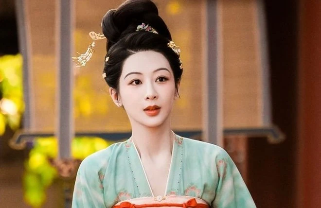Tô Hữu Bằng lộ phốt chấn động lúc chấm thi Phương Mỹ Chi, liên quan Dương Tử? - Hình 2