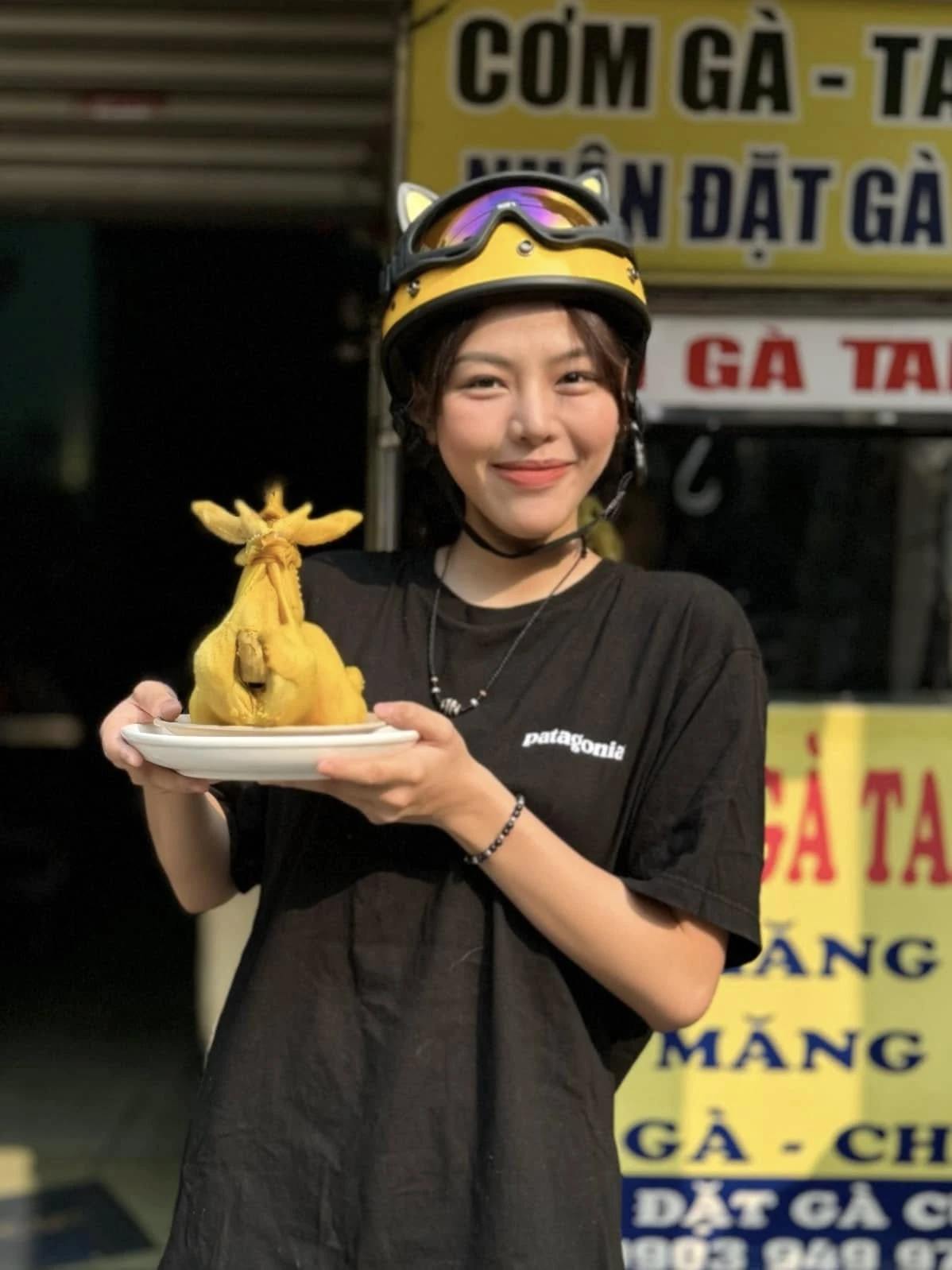 Muộii: từng nhận vé vàng tại VietNam Idol, gây sốt Em Xinh mơ ước mua nhà cho mẹ - Hình 8