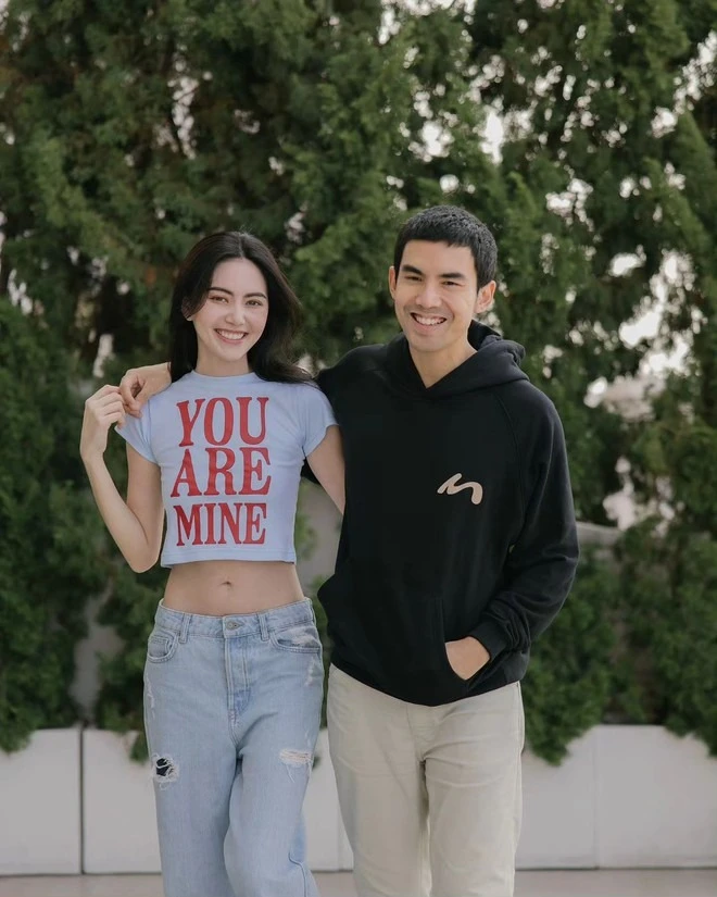 Nàng thơ cũ Sơn Tùng sắp đính hôn, khoe nhẫn kim cương size khủng, fan lóa mắt - Hình 5