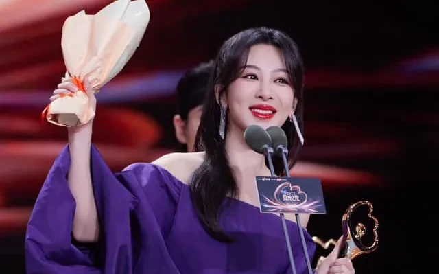 Dương Tử: Từ mỹ nhân đường lưỡi bò bị fan Việt ghét, nhận đề cử Bạch Ngọc Lan - Hình 5
