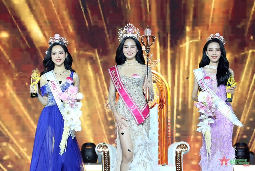 Hoa hậu Việt Nam gặp nạn trước thềm chung kết, sân khấu phải khẩn trương tháo dỡ - Hình 7