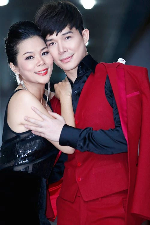Mỹ Lệ: Đại gia showbiz, Nathan Lee vay 200 tỷ không suy nghĩ, hôn nhân viên mãn - Hình 7