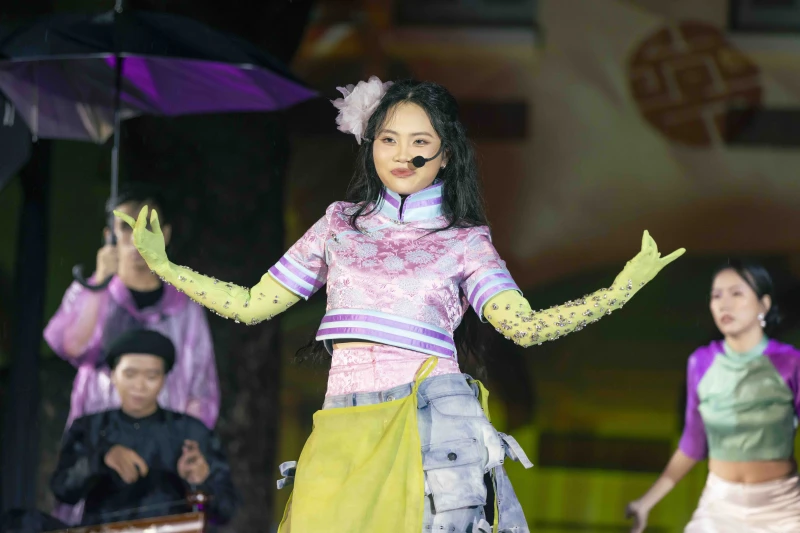 Phương Mỹ Chi nghi bị giám khảo TQ chèn ép, lập cú lội ngược khiến fan thở phào - Hình 4