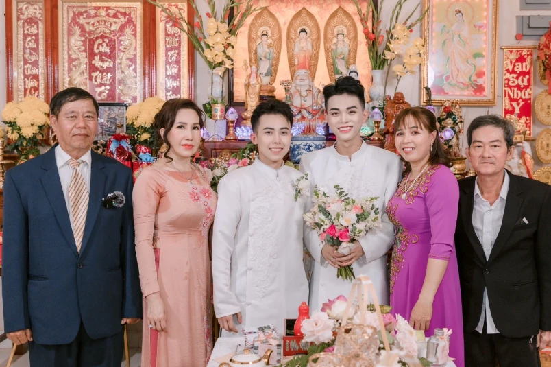 Hồng Sơn gây đau não công khai người mới, lại xin người cũ đi thêm bước nữa! - Hình 4