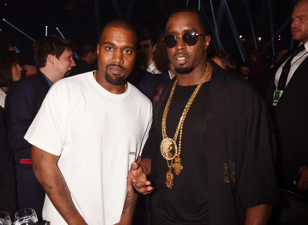 Kanye West mặt dày đến ủng hộ Diddy, bị đuổi cổ khỏi phiên tòa, lý do bất ngờ - Hình 5