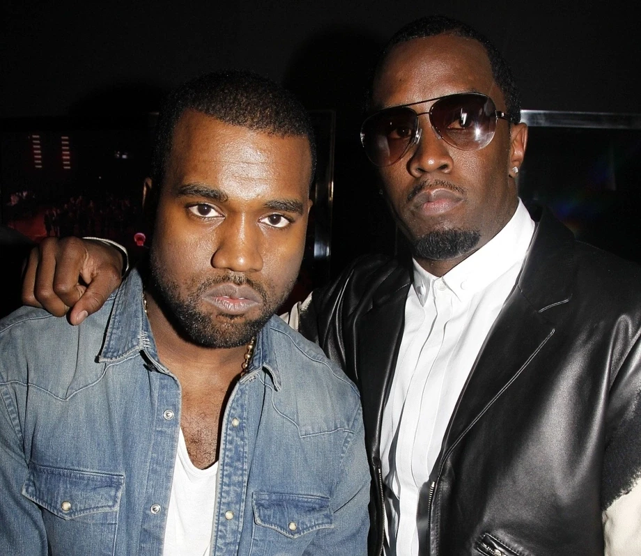 Kanye West mặt dày đến ủng hộ Diddy, bị đuổi cổ khỏi phiên tòa, lý do bất ngờ - Hình 7