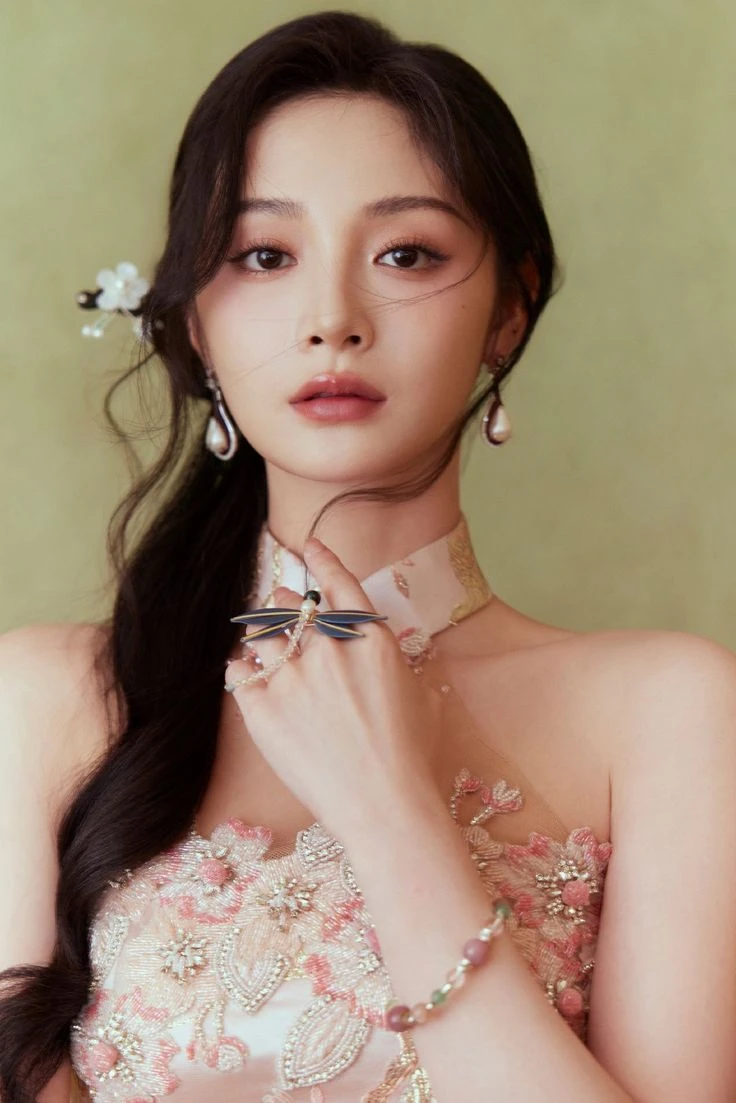 Mỹ nhân là đối thủ của TWICE, đời tư ngập tràn thị phi, yêu babboy, giờ ra sao? - Hình 1