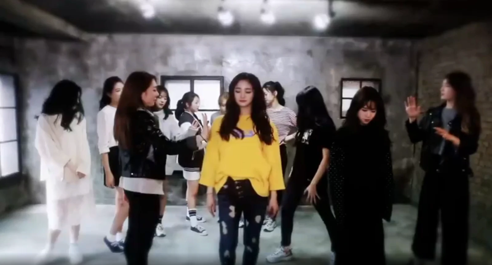 Mỹ nhân là đối thủ của TWICE, đời tư ngập tràn thị phi, yêu babboy, giờ ra sao? - Hình 2