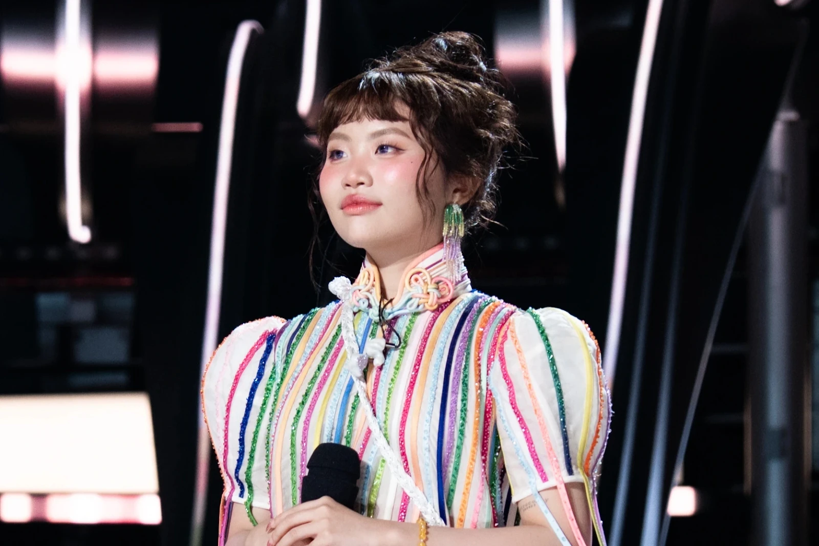 Phương Mỹ Chi lại bị chèn ép, nhờ Đan Trường chống lưng vẫn tiến vào tứ kết - Hình 4