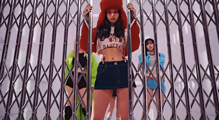 Rosé ăn bánh chữ vì réo tên 1 sao nam trong APT, chia rẽ nội bộ fandom? - Hình 7