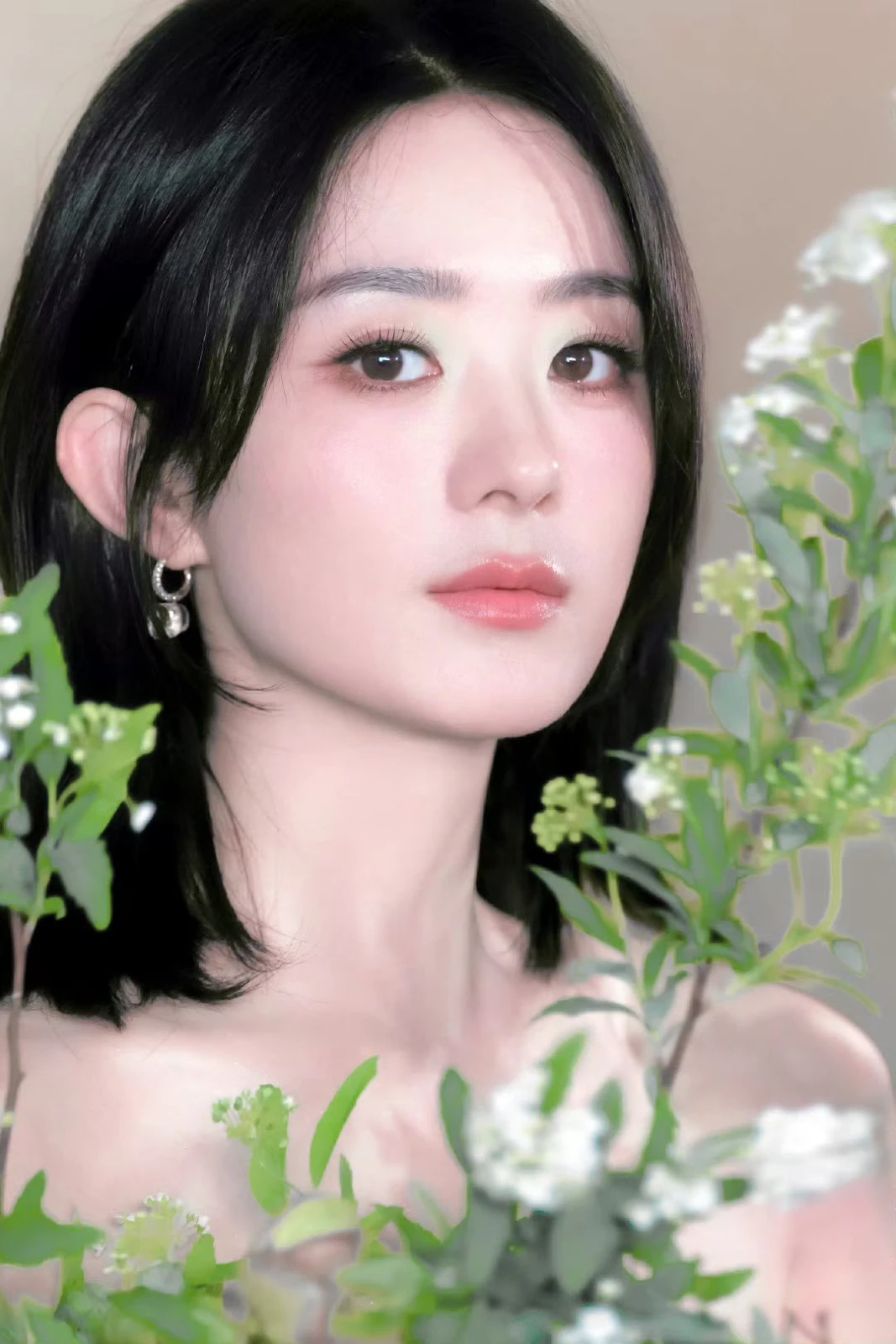 Triệu Lệ Dĩnh gây bão với tạo hình lạ, khiến sao hạng A phải thốt lên mê mẩn - Hình 4