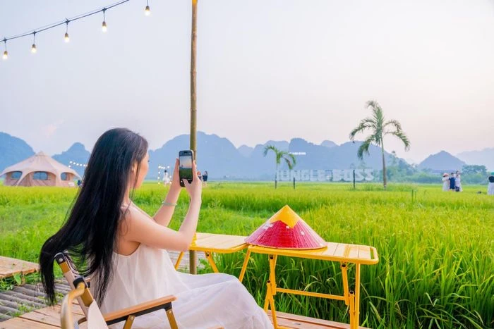 Quảng Bình: Độc đáo trải nghiệm du lịch giữa hương lúa đồng quê - Hình 4