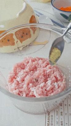 Bữa sáng nuôi dưỡng tỳ vị: Món bánh hoa cuốn nhân thịt củ mài, dễ làm lại cực kỳ tốt cho sức khỏe cả nhà - Hình 7