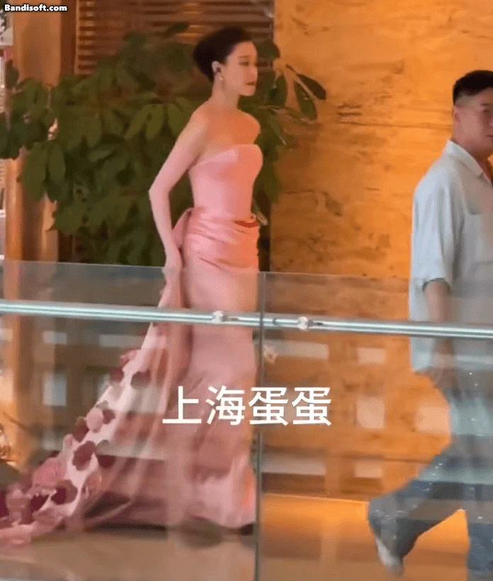 Nghê Ni vượt mặt Dương Mịch, hớp hồn nhiều sao nam tại thảm đỏ LHP là ai? - Hình 1