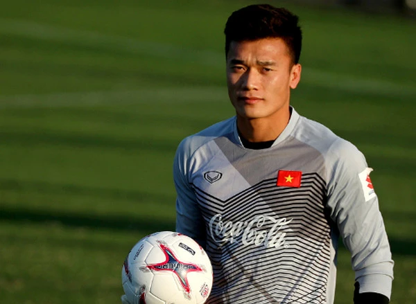 Goalkeeper Bui Tien Dungs sudden career change surprised everyone? - Photo 4