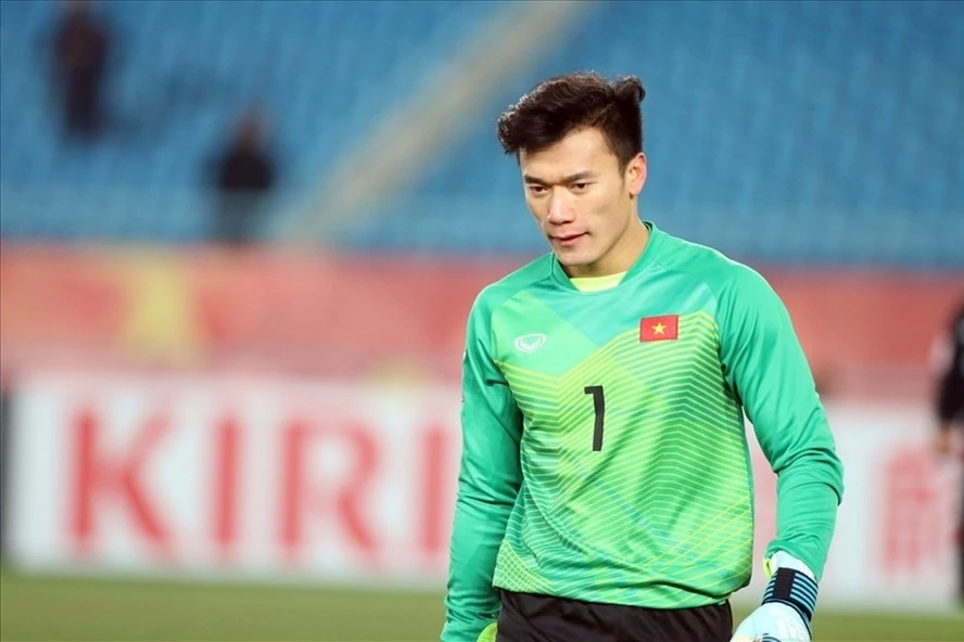 Goalkeeper Bui Tien Dungs sudden career change surprised everyone? - Photo 5