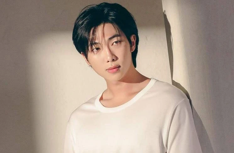 RM(BTS) bị khốn đốn vì tranh chấp nội bộ, lộ rõ tình trạng khiến fan lo sốt vó - Hình 2