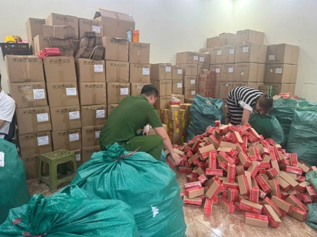 Siro ăn ngon Hải Sen bị tóm, loạt mẹ bỉm mua hàng sốc, mang con đi kiểm tra - Hình 6