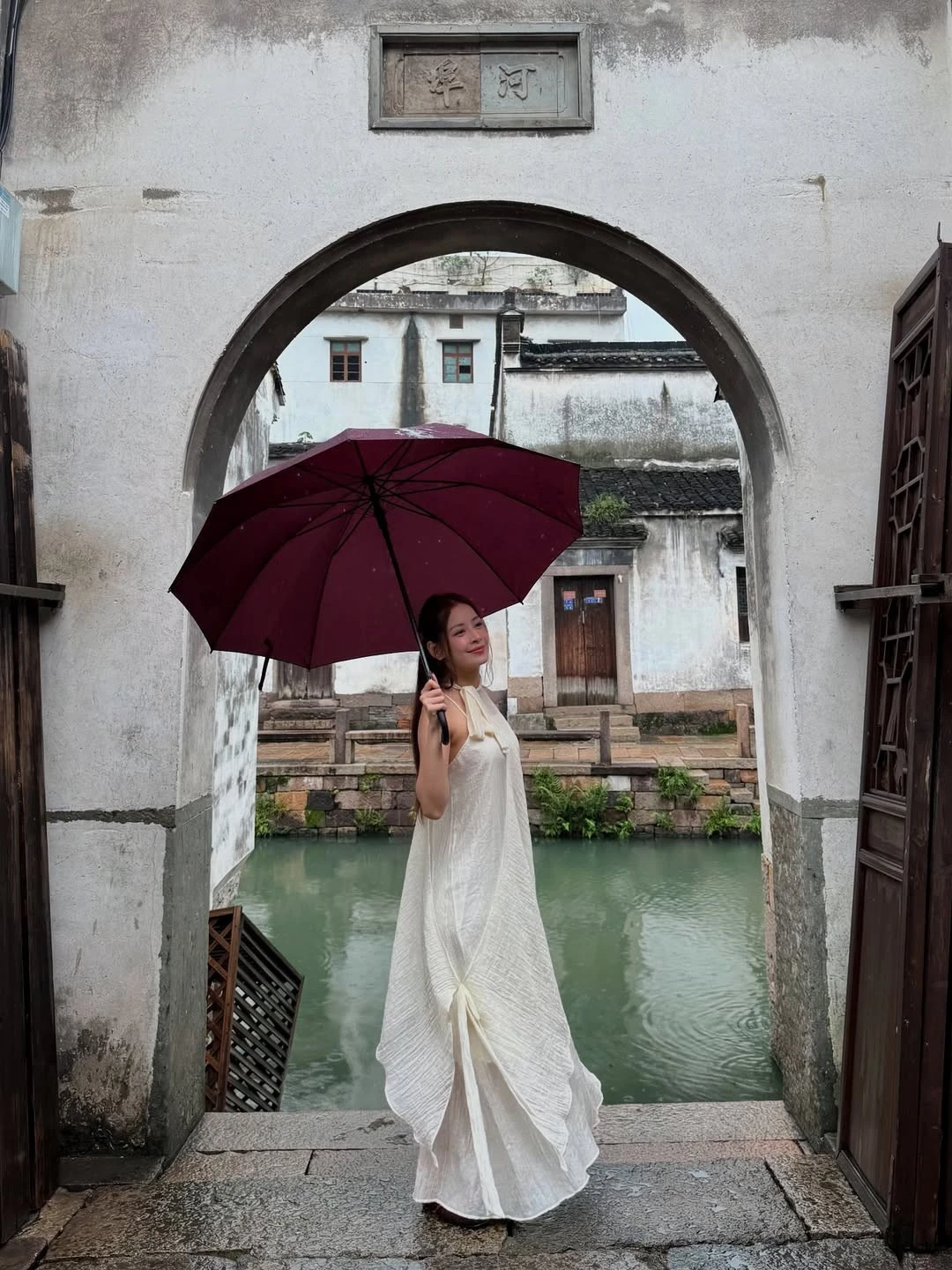 Chi Pu lập cú bứt phá ngoạn mục, hát live thảm họa đến con cưng xứ Trung - Hình 9