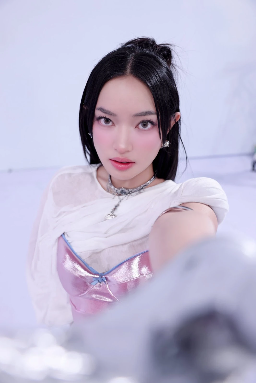 Em Xinh mở màn đã có drama: Châu Bùi bị nói nổ cướp danh Quỳnh Anh Shyn? - Hình 1