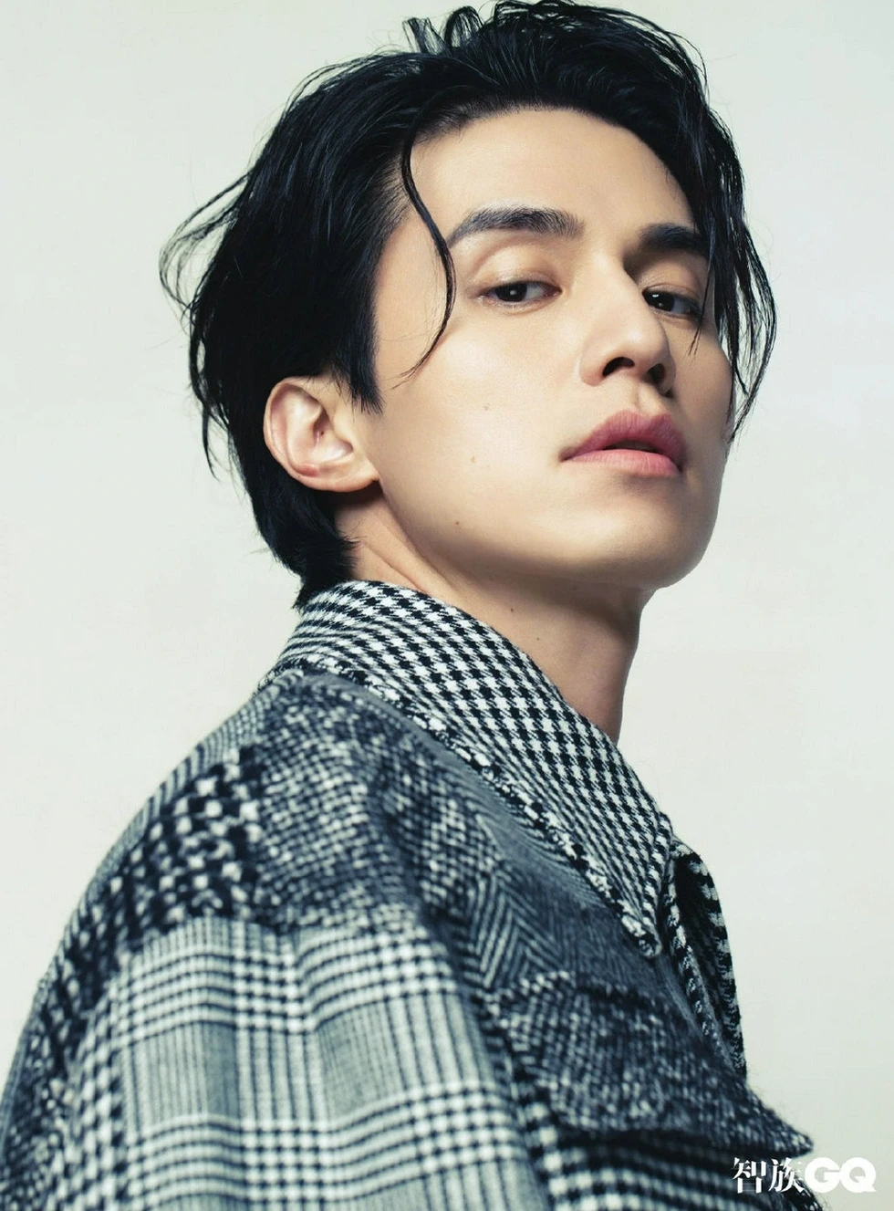 Lee Dong Wook vẫn độc thân sau 7 năm chia tay, nghi vấn chưa quên tình đầu Suzy? - Hình 2