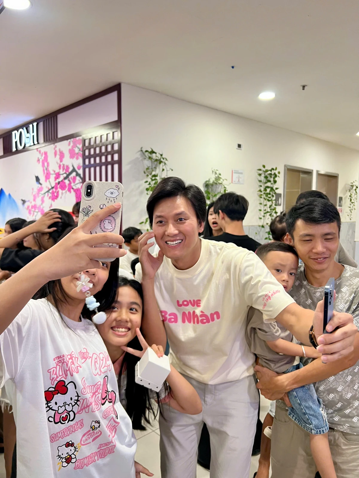 Quách Ngọc Tuyên: Chia tay Nam Thư lên hương, cưới vợ trẻ, giờ xây nhà 10 phòng - Hình 5