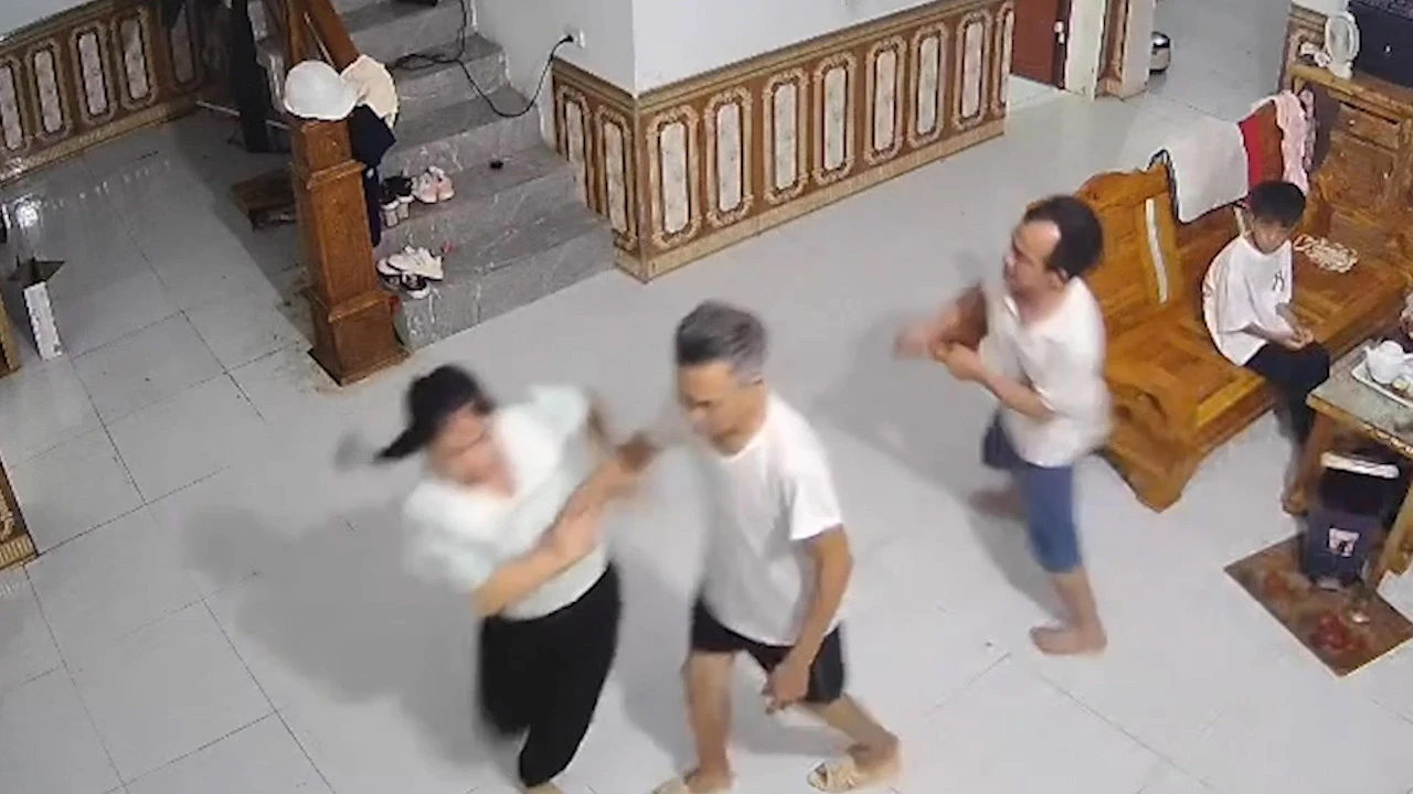 Vụ người vợ bị chồng đánh ở Tuyên Quang, tinh thần bấn loạn CA chưa thể điều tra - Hình 1