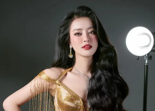 Bùi Khánh Linh nghi đại gia chu cấp, sống chung nhà, fan phát hiện liền đáp trả - Hình 2