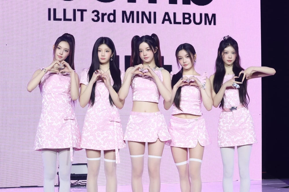 ILLIT tái xuất thất bại, fan đồng loạt quay lưng, bít cửa so với BABYMONSTER? - Hình 4